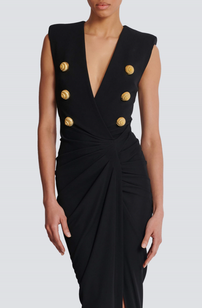 Beautifully Finished Dress in a Timeless Design