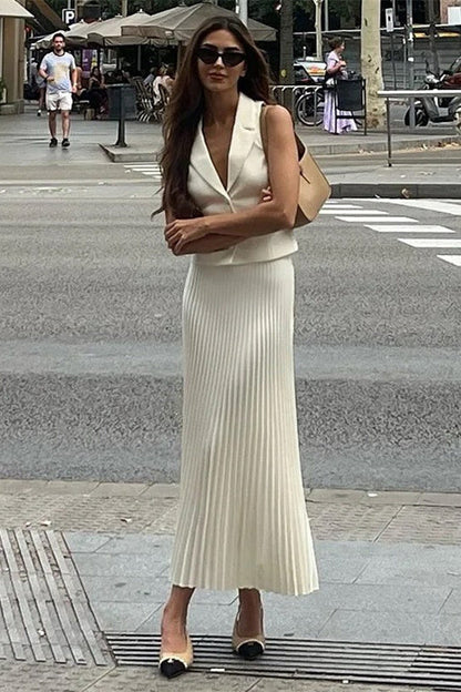 Well Tailored Garment with a Graceful Silhouette
