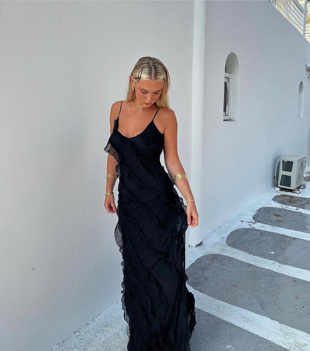 Elegantly Styled Dress for Everyday Wear