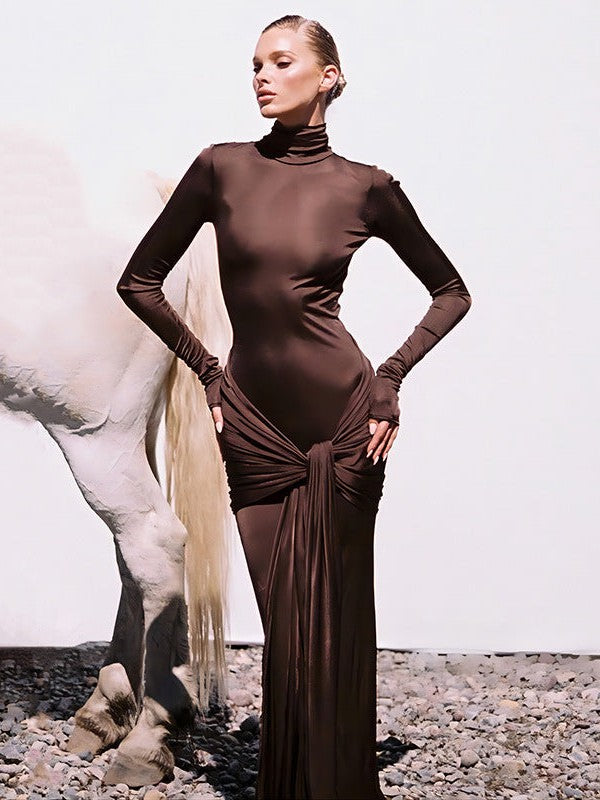 Sophisticated Dress with a Clean Classic Look