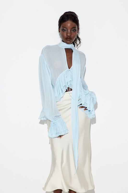 A Vintage Style Top with Delicate Timeless Details