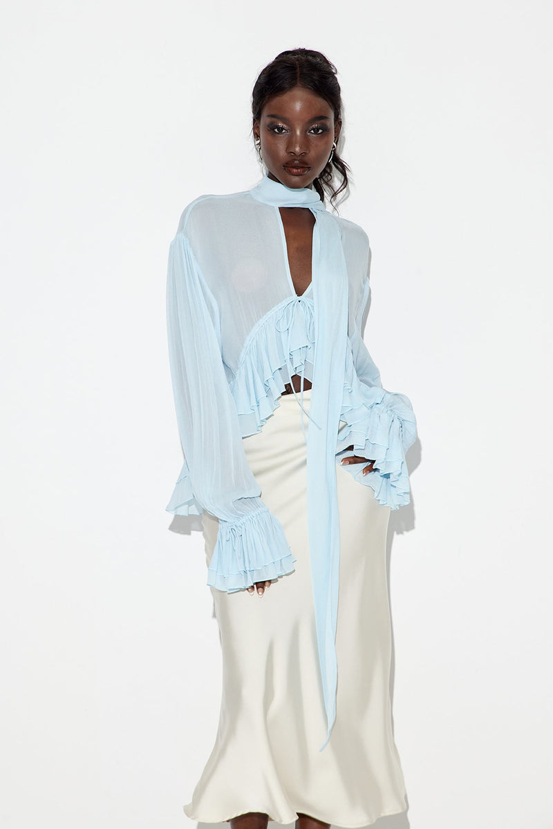 A Vintage Style Top with Delicate Timeless Details