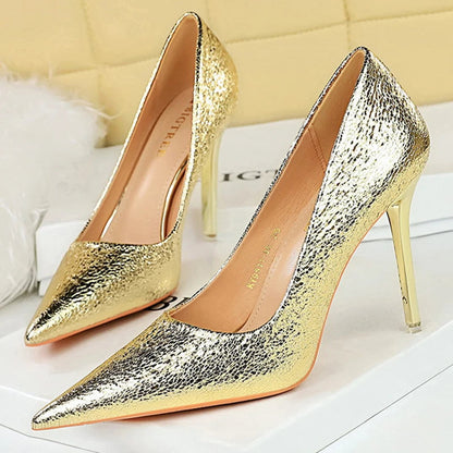 Well Tailored Heels with a Graceful Silhouette