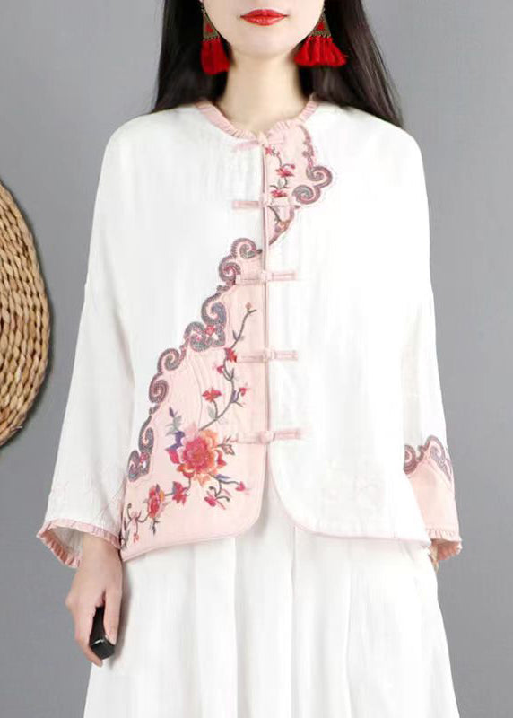 Beautifully Finished Coat in a Timeless Design