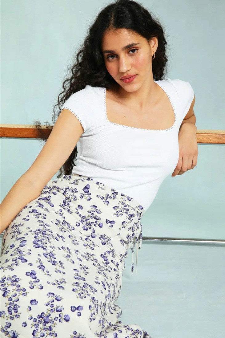 Classic Vintage Top with a Flattering Fit