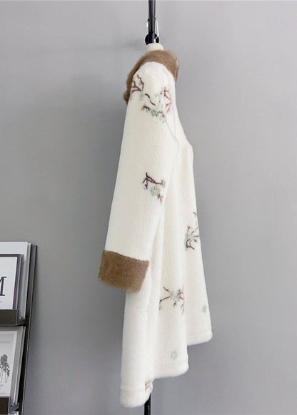 Classic Vintage & Enduringly Stylish Coat