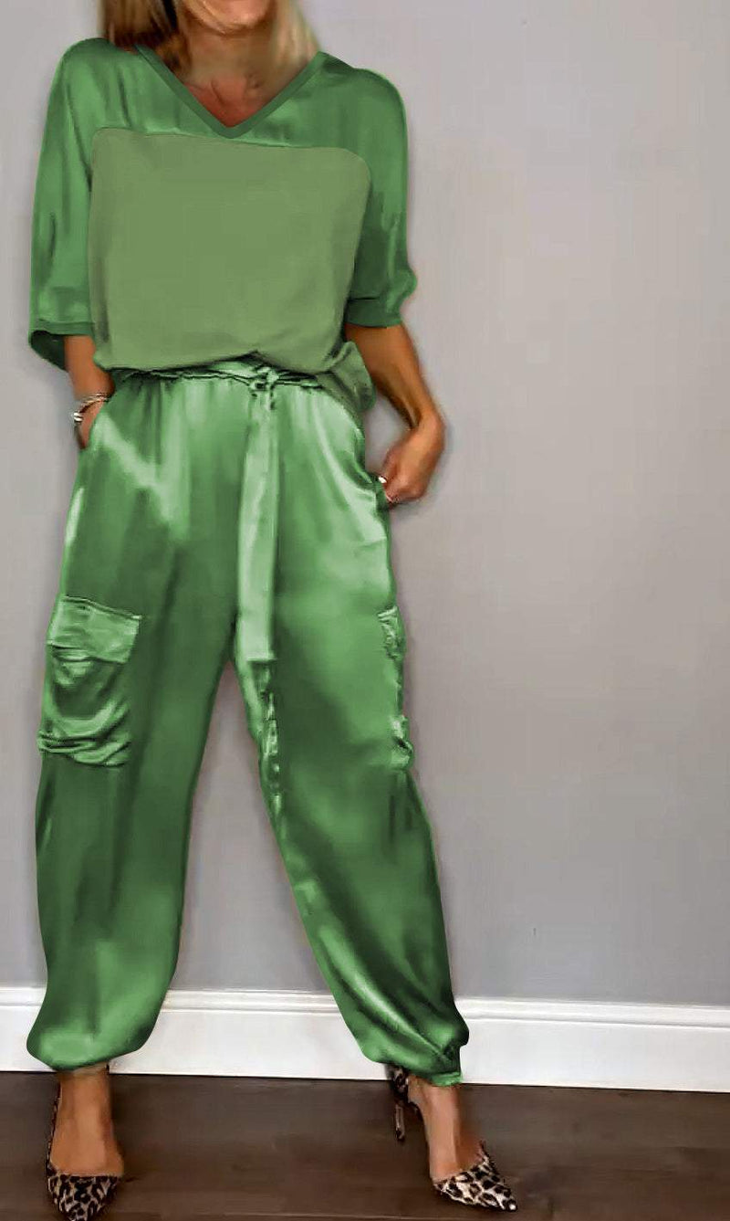 Beautifully Finished Top in a Timeless Design