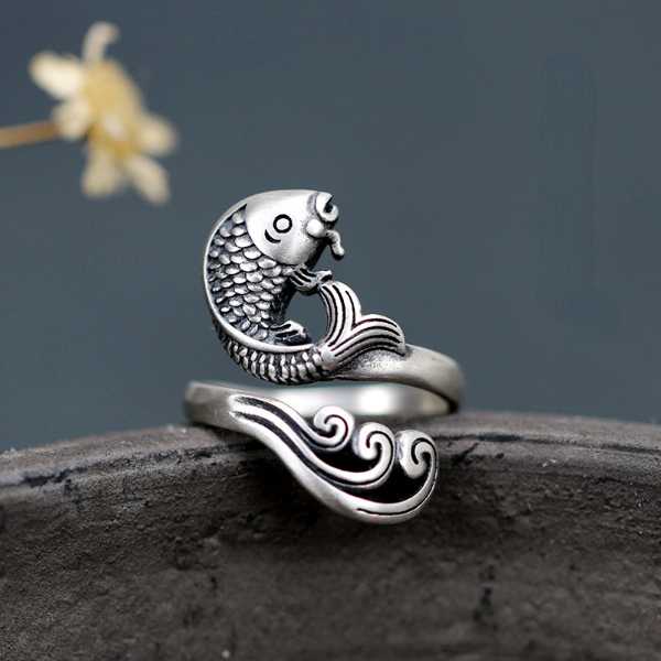 Beautifully Finished Garment in a Timeless Design