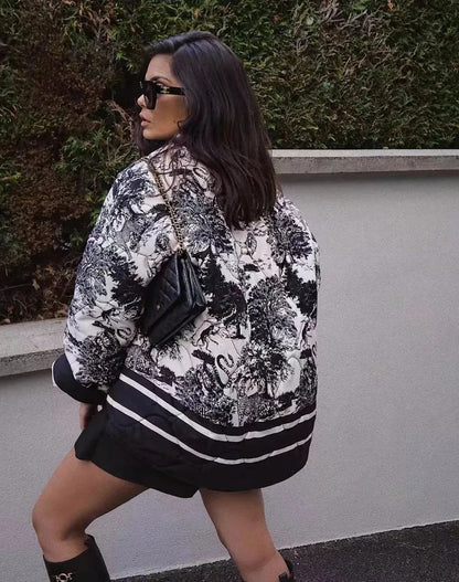 Gracefully Styled Jacket for Any Occasion