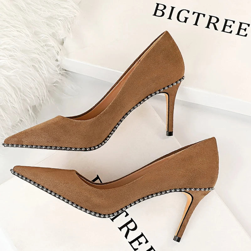 Polished Shoes with an Effortless Classic Look