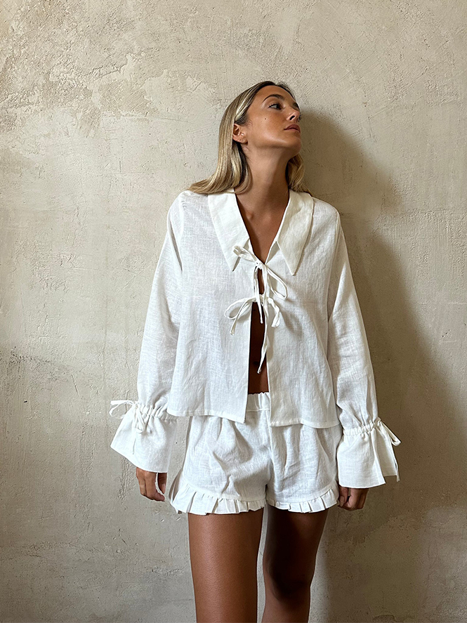 Gracefully Styled Garment for Any Occasion