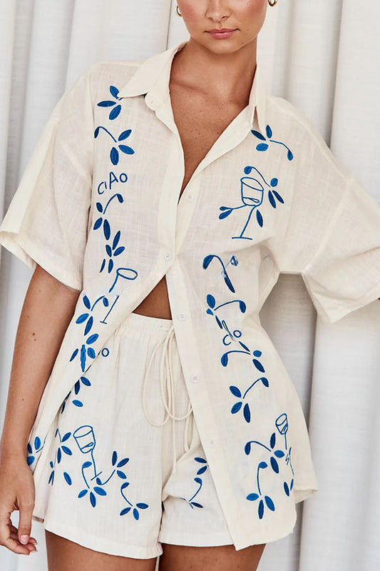 Effortlessly Elegant Garment with a Timeless Design
