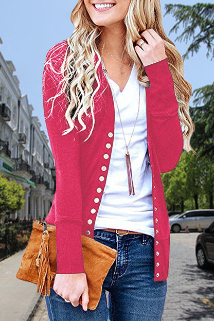 Effortlessly Elegant Cardigan with a Timeless Design