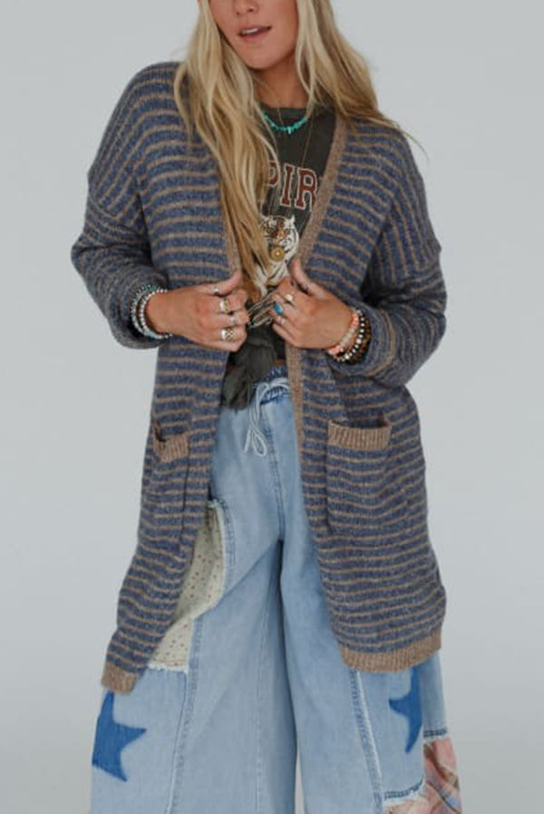 Effortlessly Elegant Cardigan with a Timeless Design