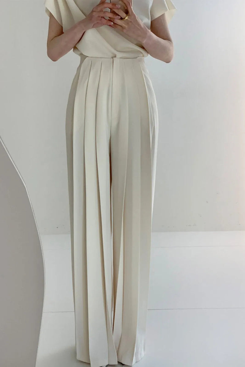Well Tailored Pants with a Graceful Silhouette