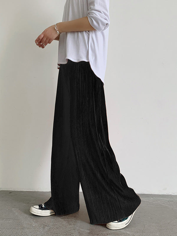 Effortlessly Elegant Pants with a Timeless Design