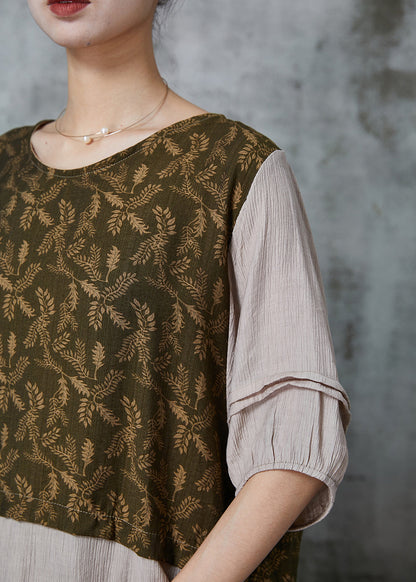 Effortlessly Elegant Top with a Timeless Design