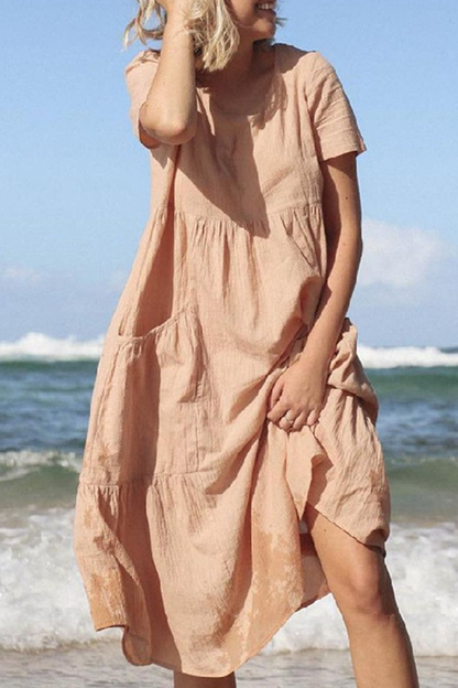 Effortlessly Elegant Dress with a Timeless Design