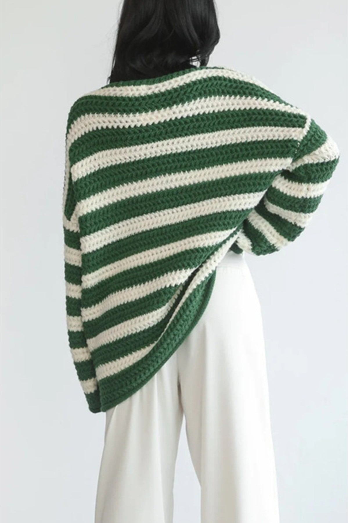 Beautifully Finished Sweater in a Timeless Design