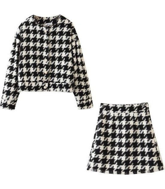 Well Tailored Garment with a Graceful Silhouette