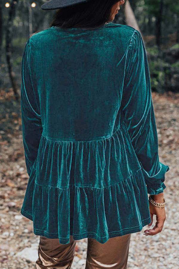 Gracefully Styled Blouse for Any Occasion