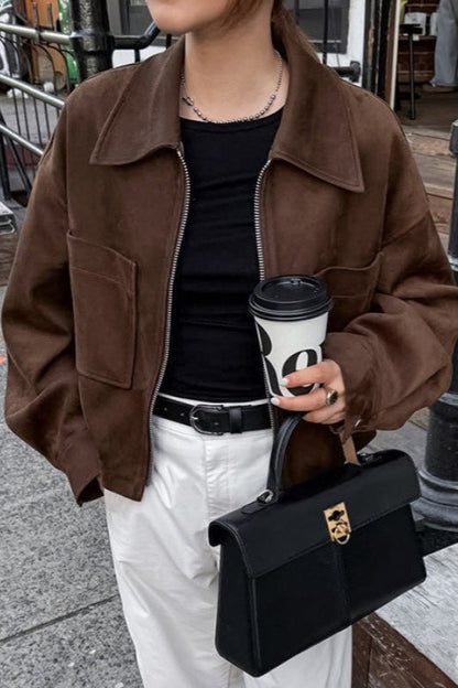 Effortlessly Elegant Jacket with a Timeless Design