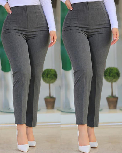Effortlessly Elegant Trousers with a Timeless Design