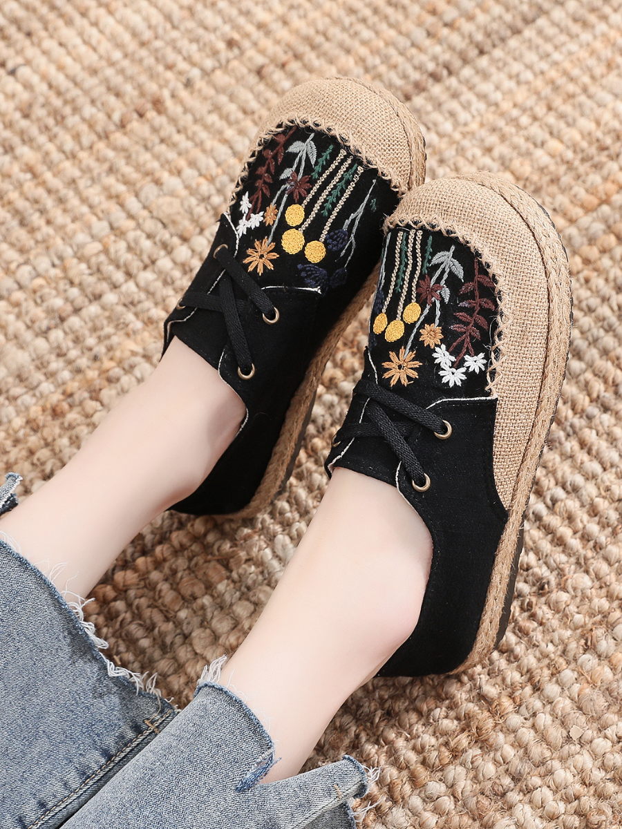 Polished Shoes with an Effortless Classic Look