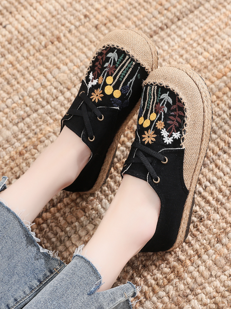 Polished Shoes with an Effortless Classic Look