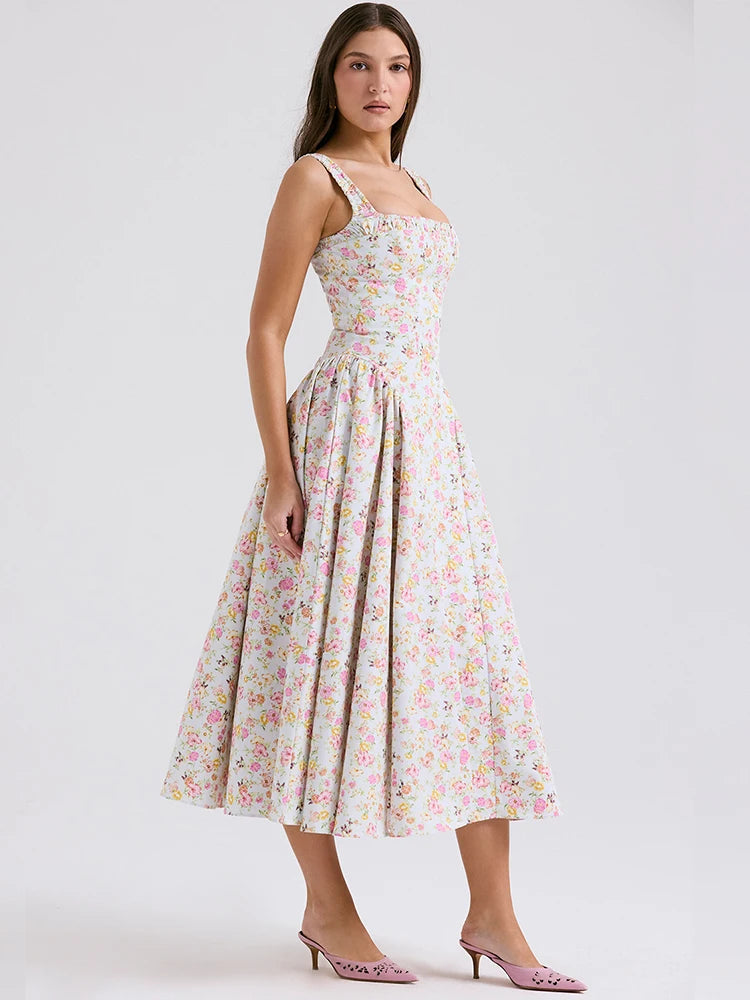 Classic Vintage & Enduringly Stylish Dress