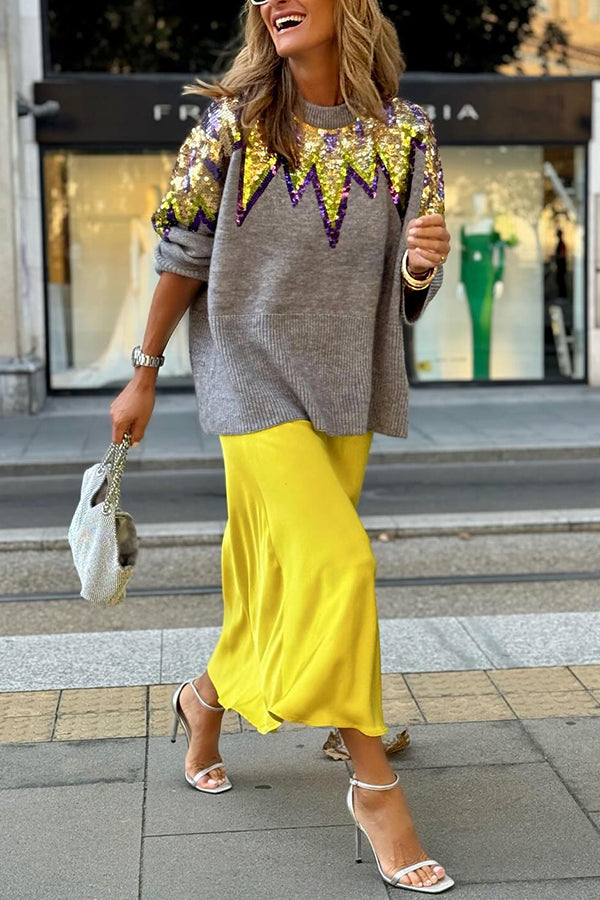 Well Tailored Sweater with a Graceful Silhouette