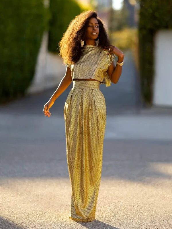 Classic Vintage Top with a Flattering Fit