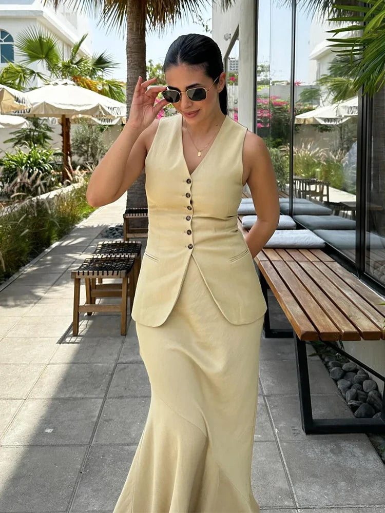 Classic Vintage & Enduringly Stylish Garment