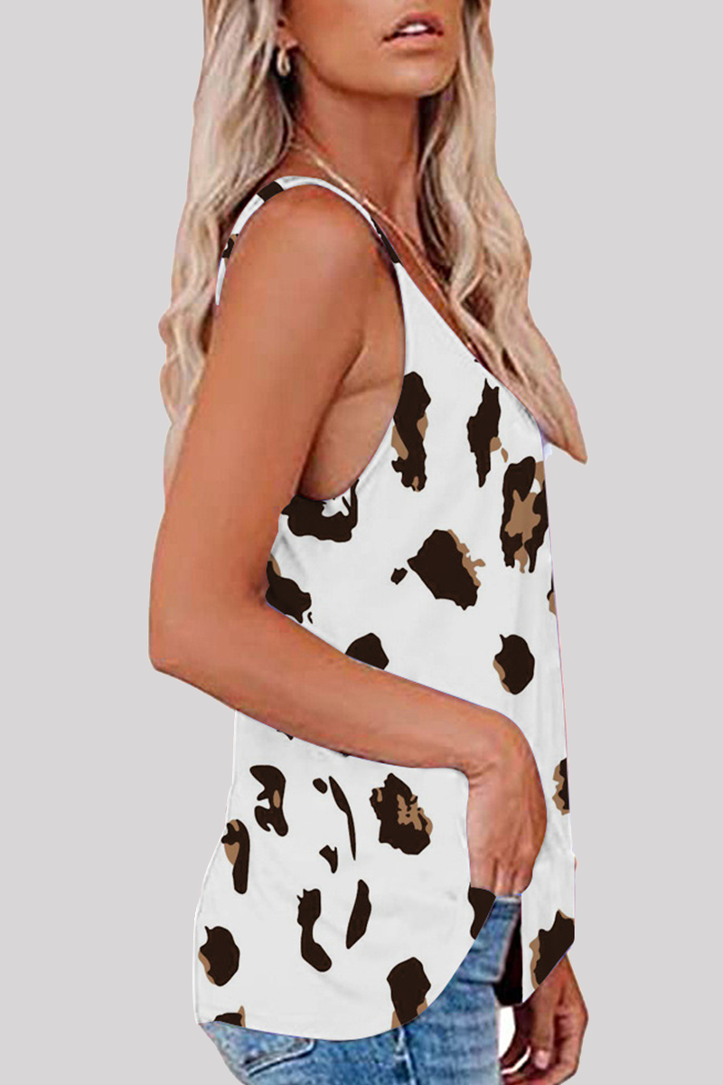 Polished Top with an Effortless Classic Look