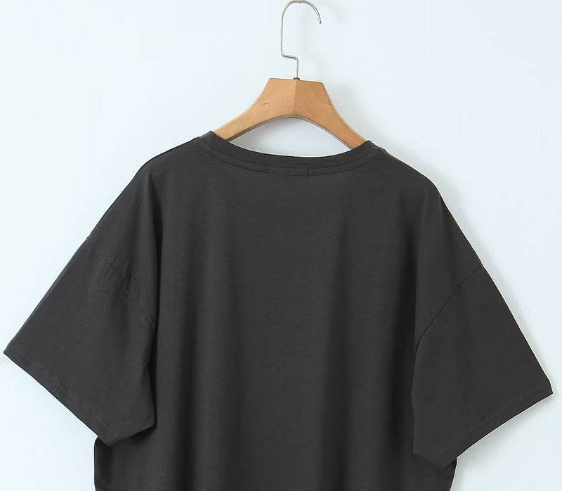 Effortlessly Elegant Shirt with a Timeless Design
