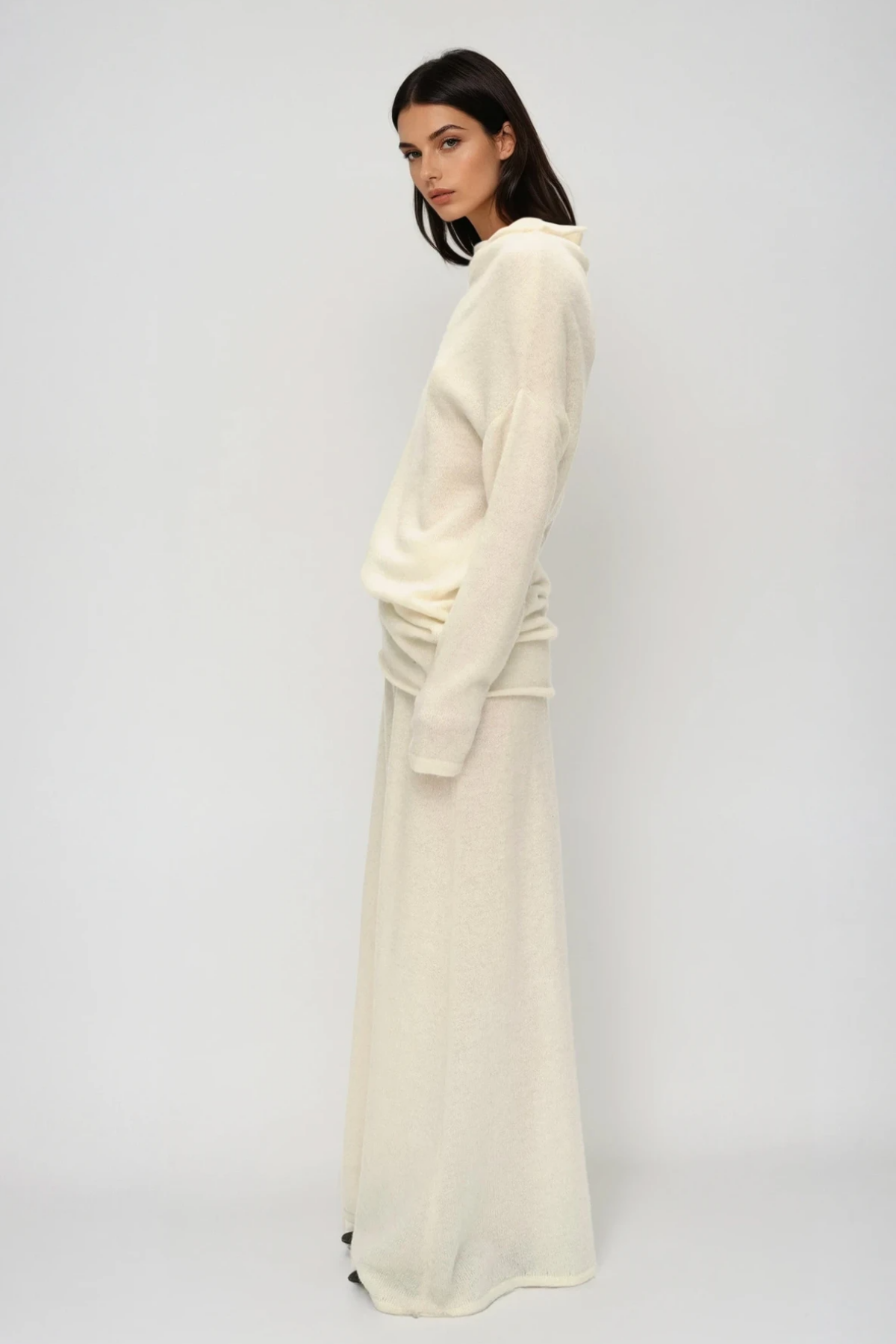 Well Tailored Garment with a Graceful Silhouette