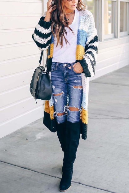 Effortlessly Elegant Cardigan with a Timeless Design
