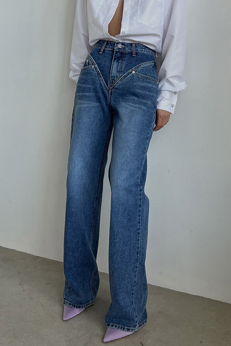 Gracefully Styled Garment for Any Occasion