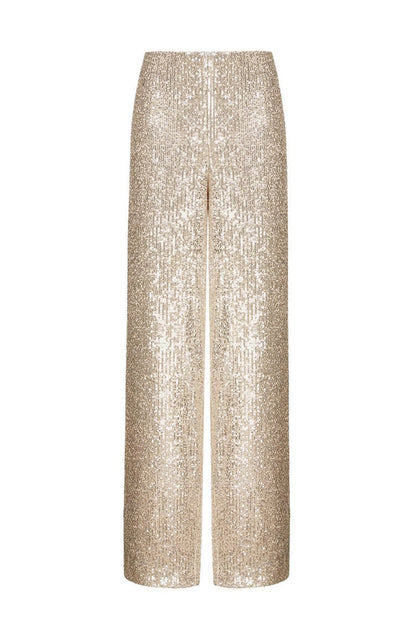 Gracefully Styled Garment for Any Occasion