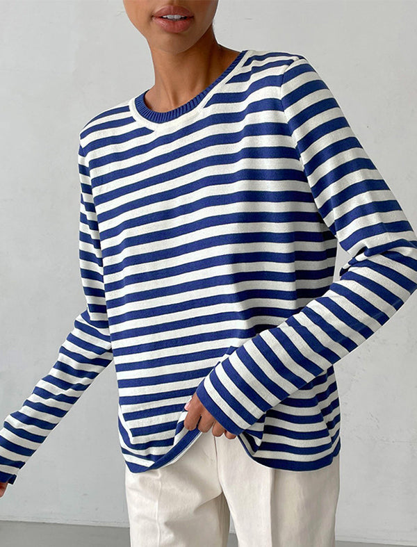 Well Tailored Sweater with a Graceful Silhouette