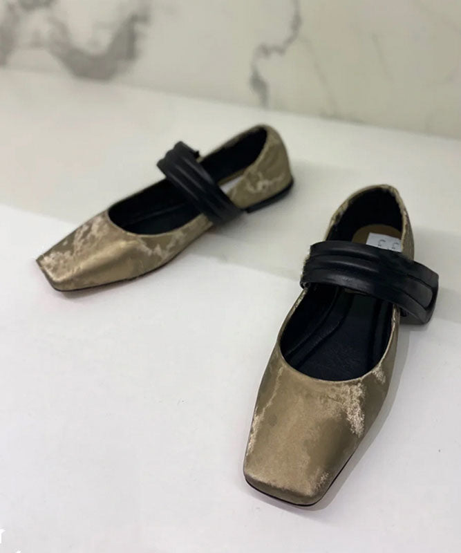 A Vintage Style Shoes with Delicate Timeless Details