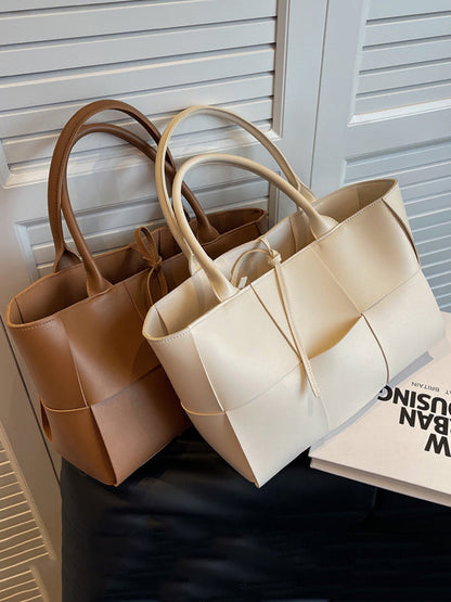 Classic Vintage Bag with a Flattering Fit