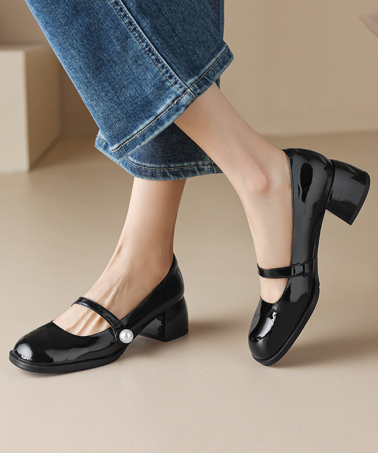 Polished Heels with an Effortless Classic Look