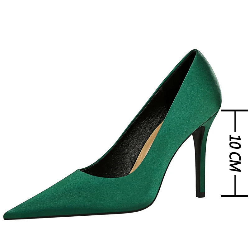 Vintage Inspired Heels with a Contemporary Edge