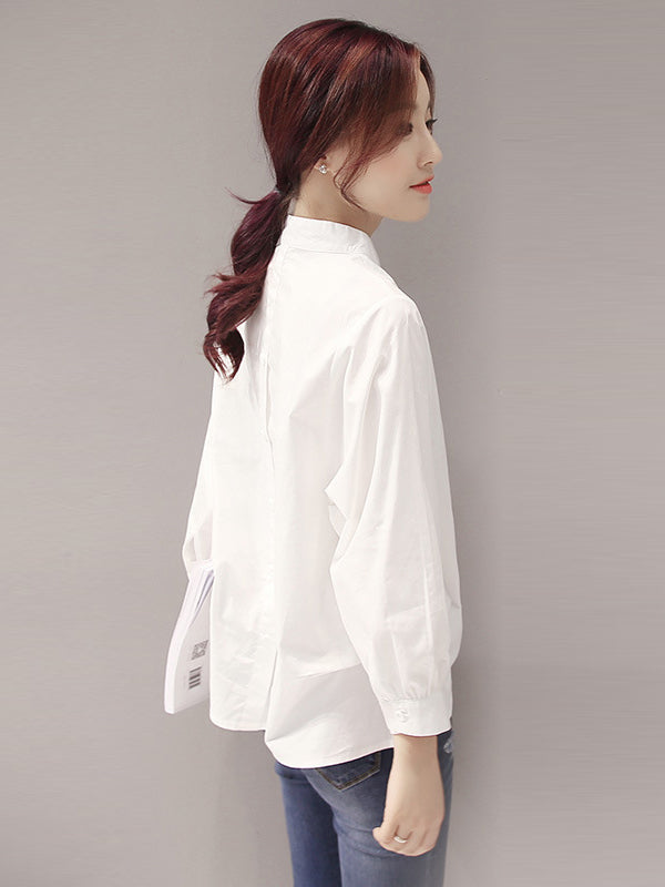 Beautifully Crafted Blouse in a Classic Style