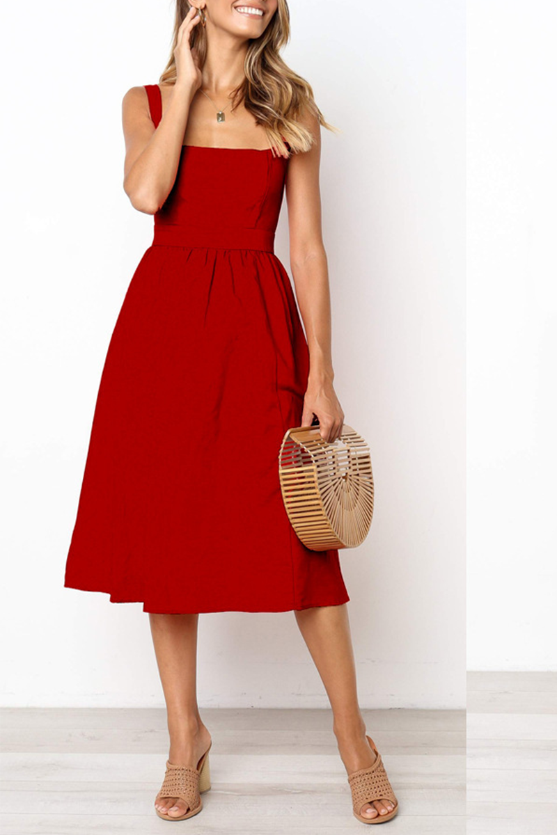 Gracefully Styled Dress for Any Occasion