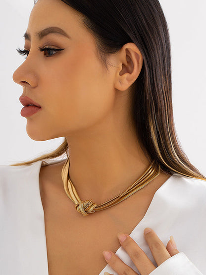 Effortlessly Elegant Garment with a Timeless Design