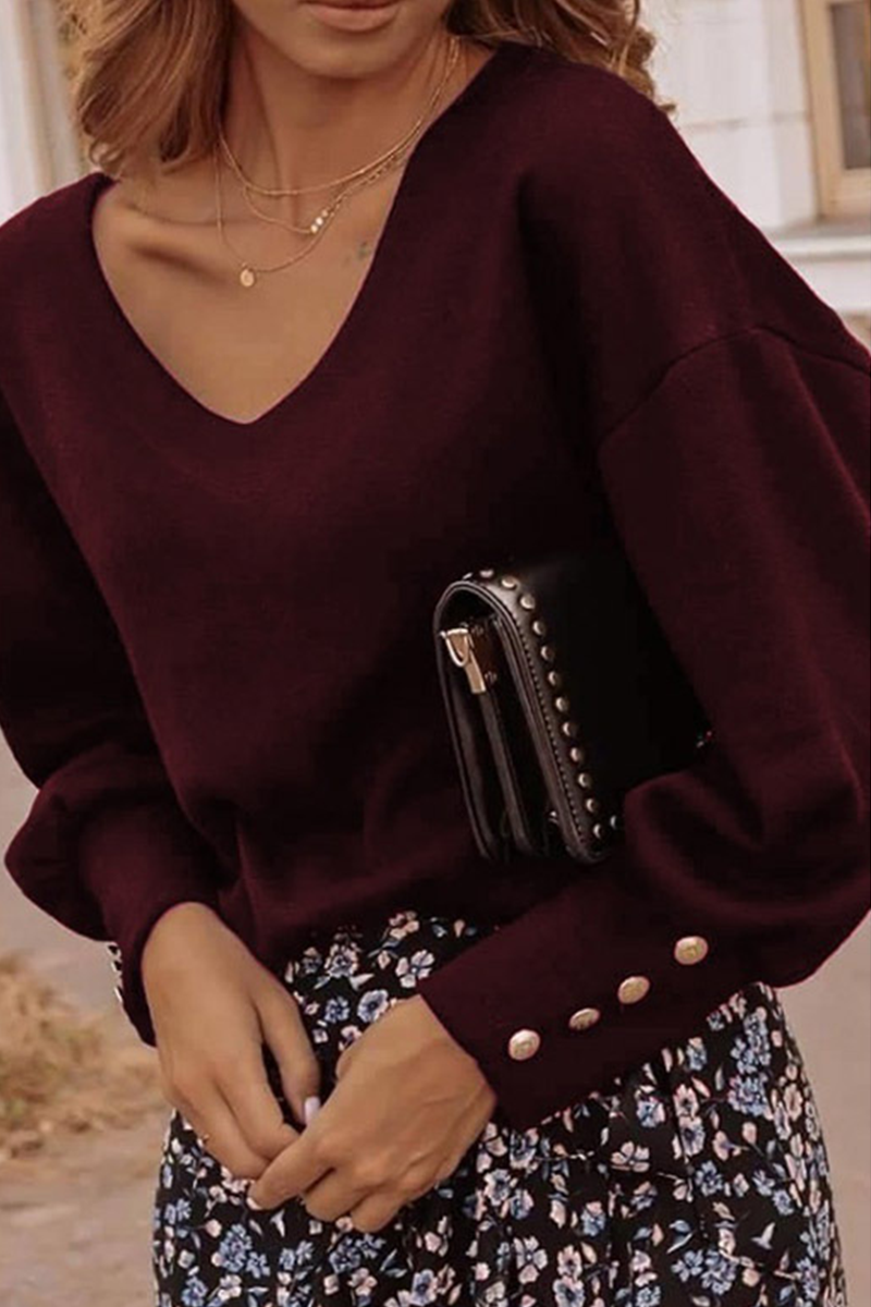 Polished Top with an Effortless Classic Look