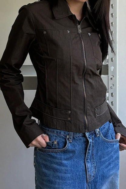 Effortlessly Elegant Jacket with a Timeless Design