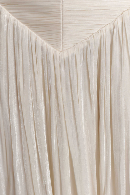 Sophisticated Top with a Clean Classic Look
